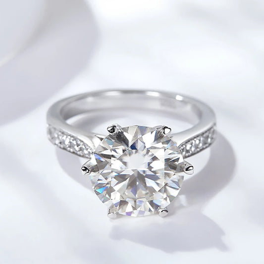 Galatea Rotating Crown 5-Carat Moissanite Diamond Ring: A Lavish Statement