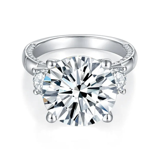 Lyric Rare Full Moissanite Diamond Pavé Ring