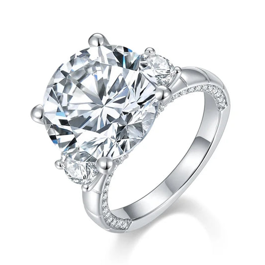 Lyric Rare Full Moissanite Diamond Pavé Ring
