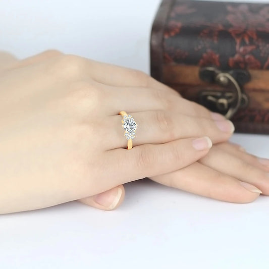 Farah 10K Gold Brilliant-Cut Moissanite Diamond Ring – Certified Elegance