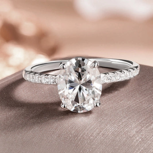 Saulė Ring: Bold and Luxurious Oval-Cut Moissanite and Platinum Vermeil