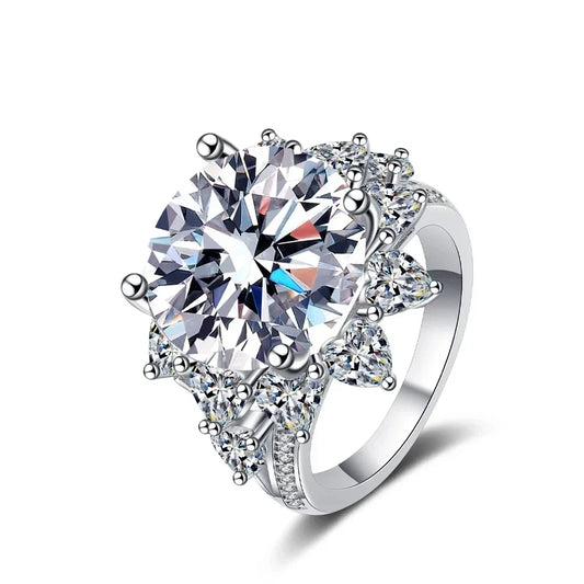 Gemini 10-Carat Sunflower Halo Moissanite Ring: Whimsy Meets Luxury