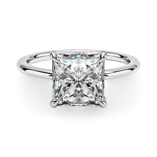 Maeve Solitaire Ring – Simple Elegance with Dazzling Flair
