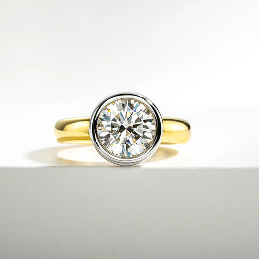 Lyra Classic Solitaire Moissanite Diamond Full Bezel Ring