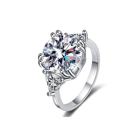 Auriga 5-Carat Brilliant Round Hand Cut Moissanite Diamond Ring